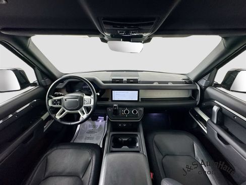 Used 2023 Land Rover Defender 110 X-Dynamic SE AWD/4WD image 29