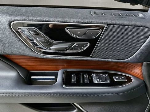 Used 2022 Lincoln Navigator L Reserve AWD/4WD image 19