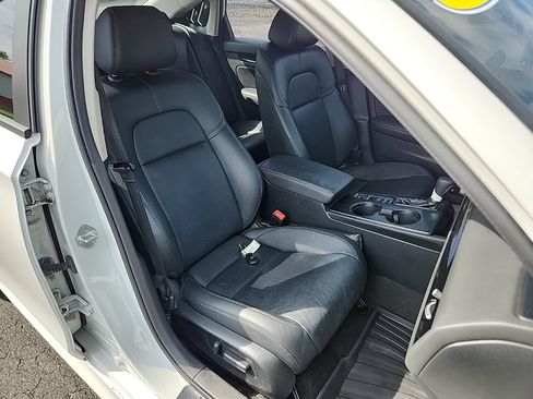 Used 2023 Honda Civic Touring image 39