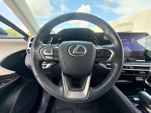 Used 2024 Lexus RX 350 FWD w/ Technology Package image 15