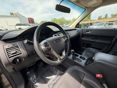 Used 2019 Ford Flex SEL w/ Equipment Group 202A AWD/4WD image 11