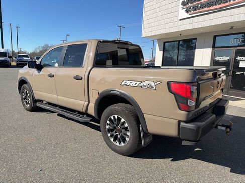 Used 2023 Nissan Titan PRO-4X w/ Pro-4x Convenience Package image 6
