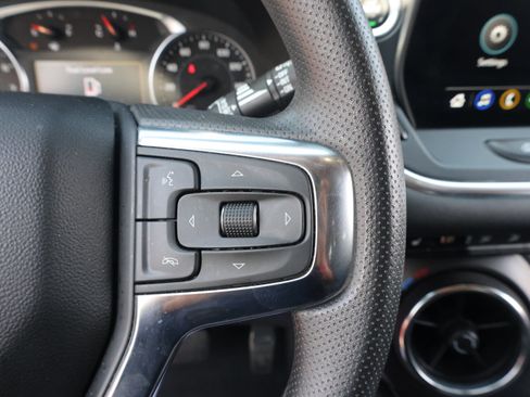 Used 2025 Chevrolet Blazer LT AWD/4WD image 20