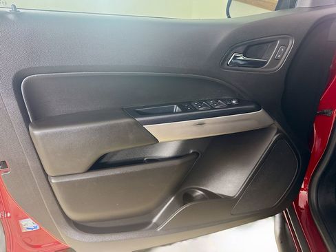 Used 2021 Chevrolet Colorado ZR2 image 11