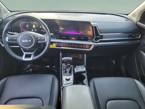 Certified 2023 Kia Sportage EX FWD image 8