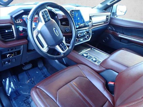 Used 2023 Ford Expedition Max Limited image 12