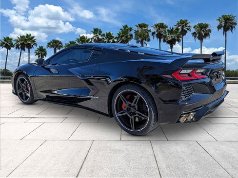Used 2020 Chevrolet Corvette Stingray Premium Cpe w/ 3LT Preferred Equipment Group image 6