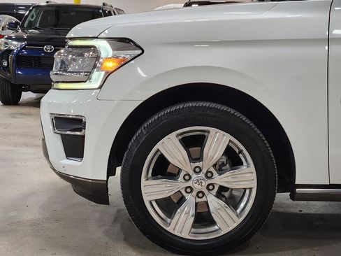 Used 2022 Ford Expedition Max King Ranch image 5