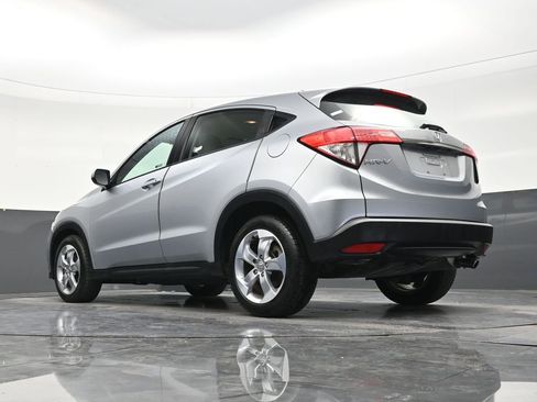 Used 2019 Honda HR-V LX image 23