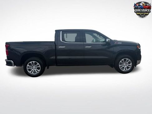 Used 2023 Chevrolet Silverado 1500 LTZ AWD/4WD image 6