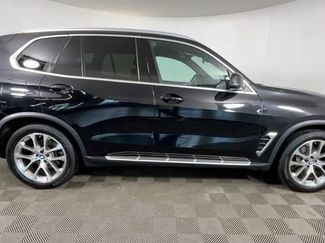 Used 2024 BMW X5 xDrive40i w/ Premium Package AWD/4WD video 3