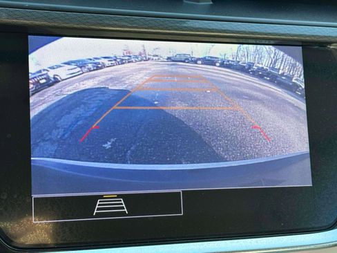 Used 2021 Buick Encore GX Select image 29