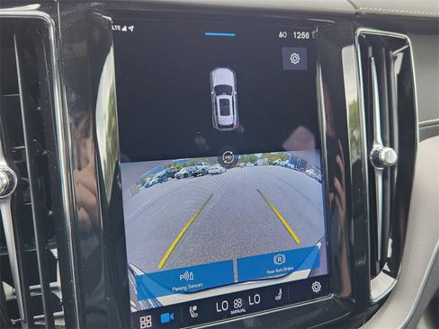 Used 2022 Volvo XC60 T8 R-Design w/ Advanced Package image 20