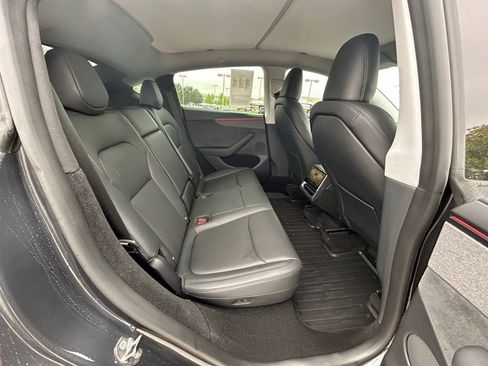 Used 2026 Tesla Model Y Long Range AWD/4WD image 25