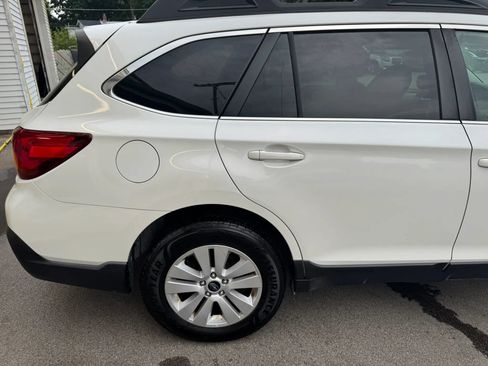 Used 2019 Subaru Outback 2.5i Premium AWD/4WD image 10
