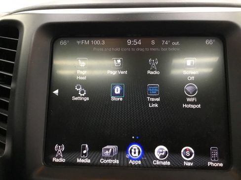 Used 2018 Jeep Cherokee Overland AWD/4WD image 30