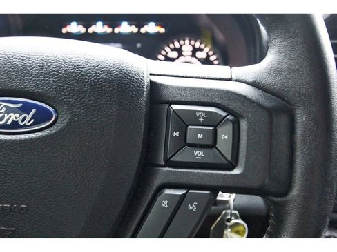 Used 2019 Ford F150 XLT w/ Equipment Group 302A Luxury image 16