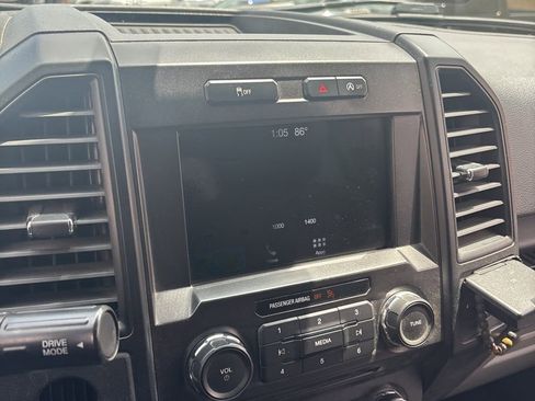 Used 2018 Ford F150 XL w/ Equipment Group 101A Mid RWD image 12