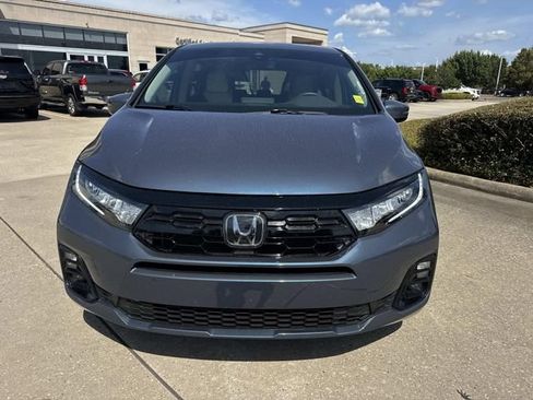 Used 2026 Honda Odyssey Elite image 2