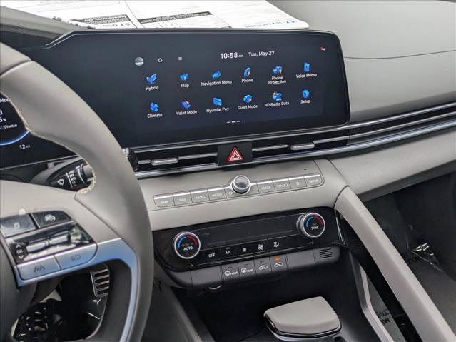 New 2025 Hyundai Elantra SEL FWD image 12