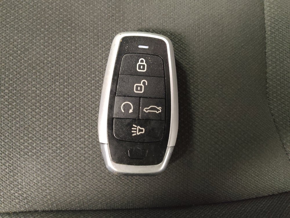 Used 2018 Jeep Wrangler Unlimited Sport S AWD/4WD image 32