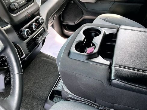 Used 2022 RAM 1500 Big Horn AWD/4WD image 16
