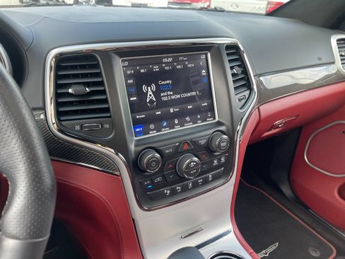 Used 2018 Jeep Grand Cherokee Trackhawk AWD/4WD image 21