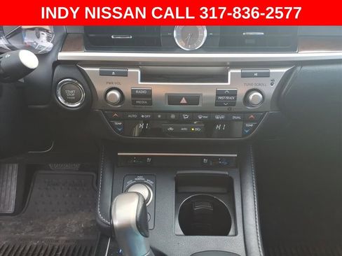 Used 2017 Lexus ES 350 w/ Premium Package image 22