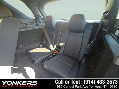 Used 2024 Mercedes-Benz GLE 350 4MATIC w/ 3rd Row Seat Package image 13