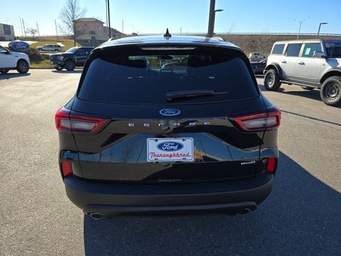 Used 2025 Ford Escape ST-Line image 4