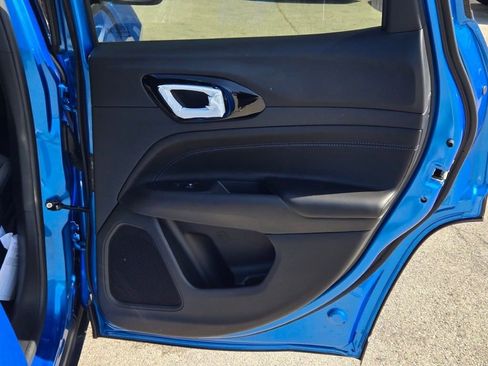 New 2026 Jeep Compass Latitude image 8