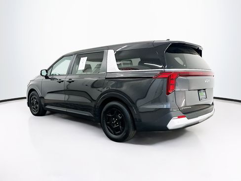 Used 2026 Kia Carnival FWD image 5