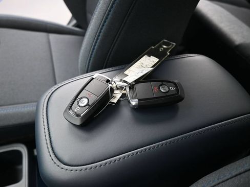 New 2026 Ford Maverick XLT FWD image 15