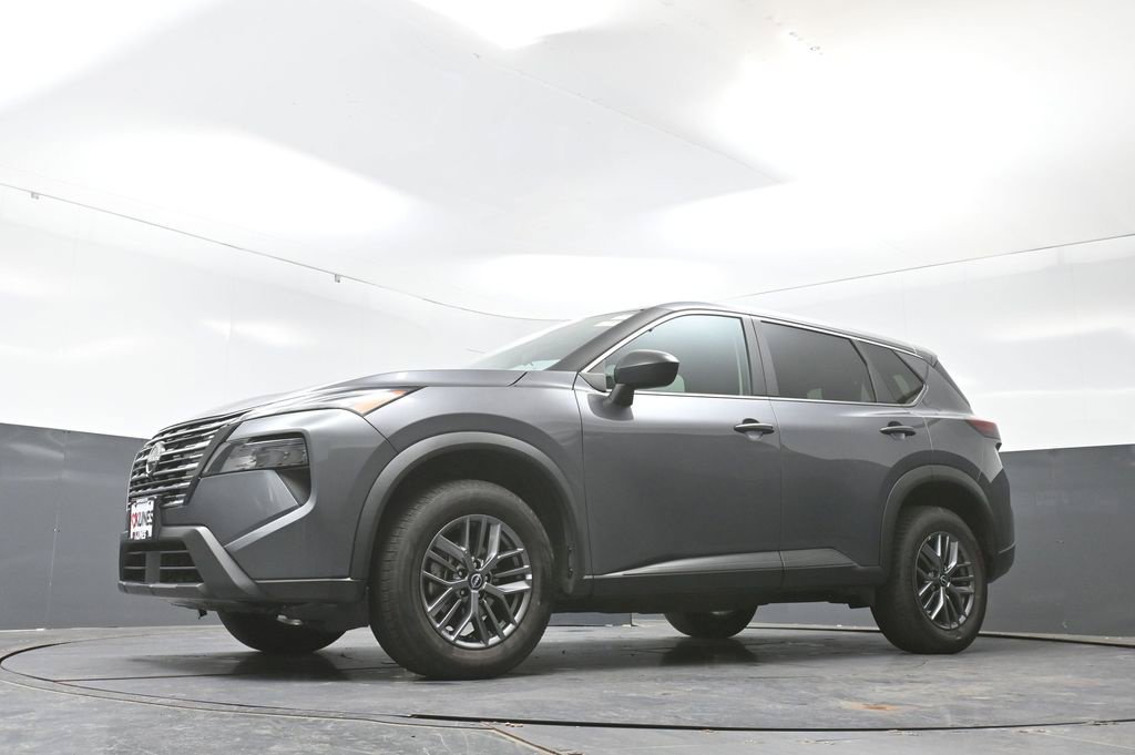Used 2024 Nissan Rogue S AWD/4WD image 52