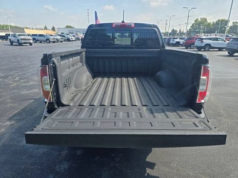 Used 2022 GMC Canyon AT4 w/ Trailering Package AWD/4WD image 5