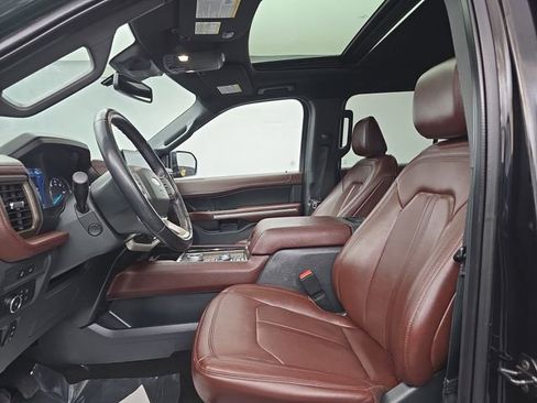 Used 2022 Ford Expedition Max Limited image 22