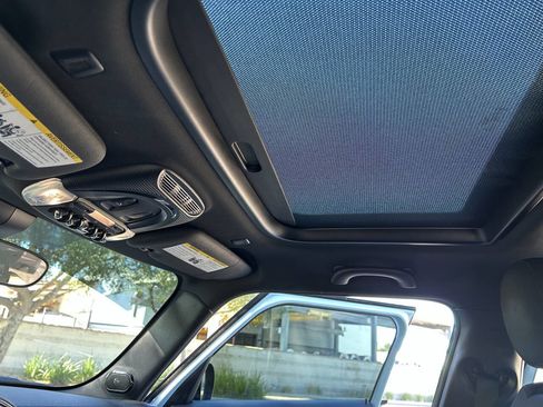 Used 2019 MINI Cooper S image 33