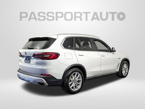 Certified 2022 BMW X5 xDrive45e w/ Parking Assistance Package image 6