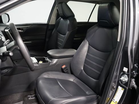 Certified 2023 Toyota RAV4 XLE Premium image 27