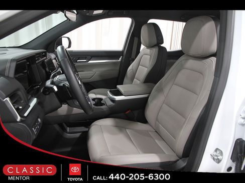 Used 2026 GMC Terrain Elevation w/ Elevation Premium Package AWD/4WD image 5