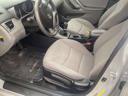 Used 2016 Hyundai Elantra SE