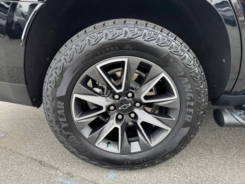 Certified 2023 Chevrolet Tahoe Z71 w/ Z71 Off-Road Package AWD/4WD image 26