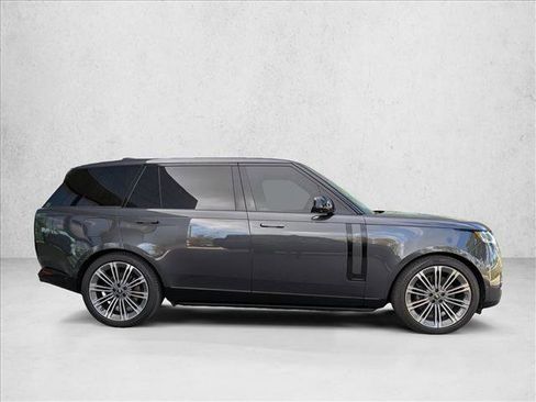 Certified 2023 Land Rover Range Rover Long Wheelbase Autobiography image 4