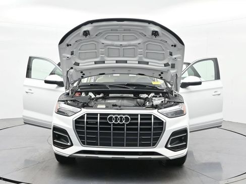 Used 2023 Audi Q5 2.0T Premium w/ Convenience Package AWD/4WD image 41