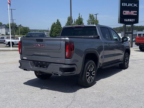 Used 2022 GMC Sierra 1500 AT4 w/ AT4 Preferred Package image 6