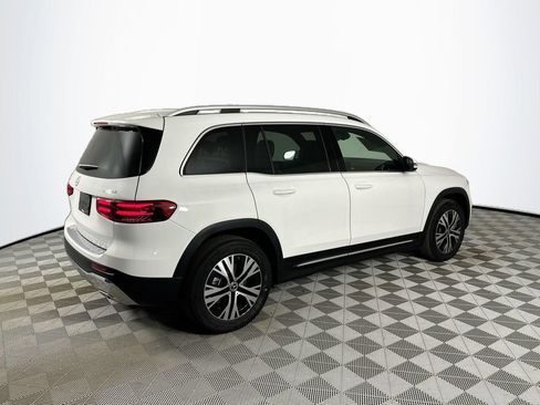 Used 2026 Mercedes-Benz GLB 250 4MATIC image 7