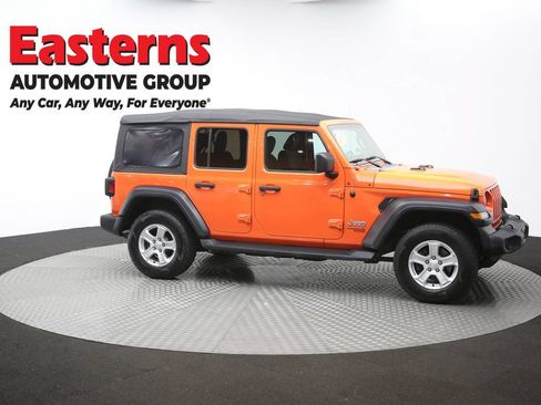 Used 2018 Jeep Wrangler Unlimited Sport S AWD/4WD image 45