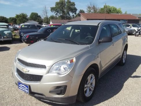 Used 2015 Chevrolet Equinox LS image 3