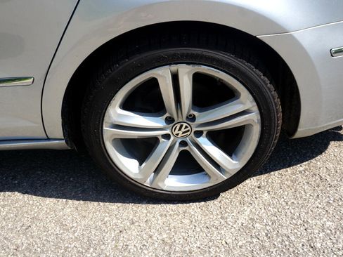 Used 2013 Volkswagen CC Sport Plus image 10