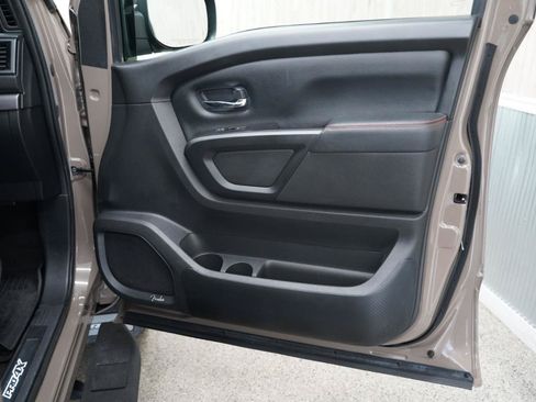 Used 2023 Nissan Titan PRO-4X w/ Pro-4x Utility Package AWD/4WD image 31